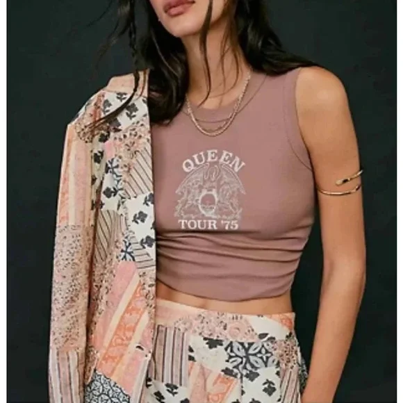 NWT DAYDREAMER Queen Tour '75 Scoop Neck Tank Top in Brown - Picture 3 of 10